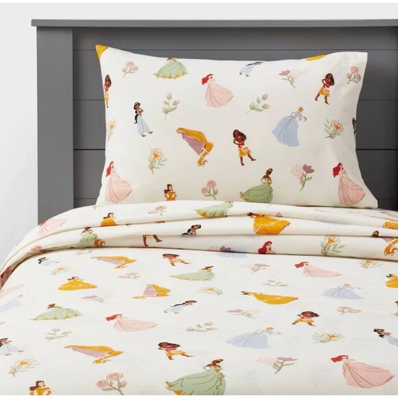 Full Princess Characters Kids' Sheet Set - The Disney Collection by Pillowfort - Picture 1 of 6